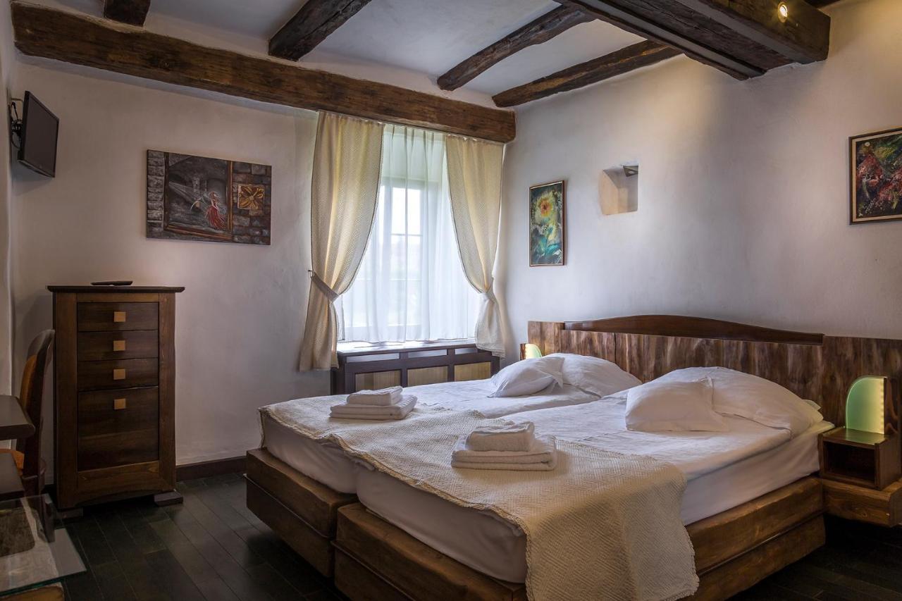 Castle Hotel Daniel Baraolt Экстерьер фото