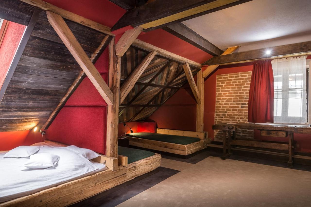 Castle Hotel Daniel Baraolt Экстерьер фото